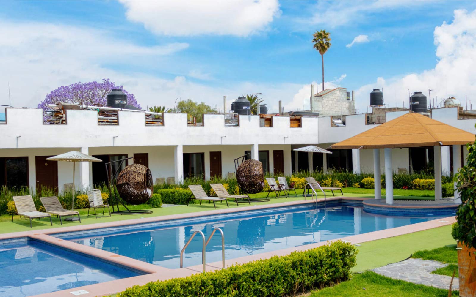Piscina climatizada al aire libre
